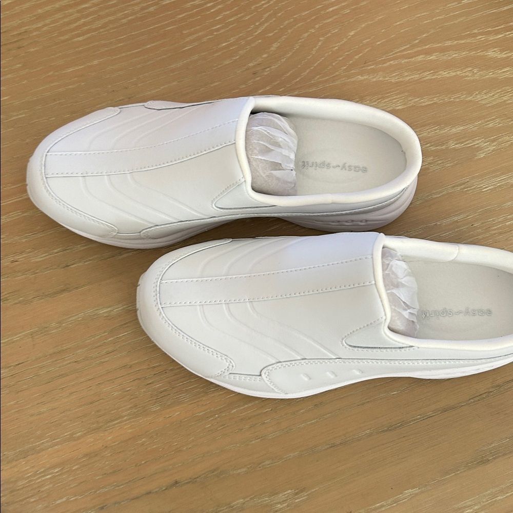 Easy Spirit Tourguide Clog/Sneaker, White, Size 7.5 Wide Width, NWT